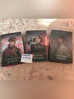 V.E. Schwab "A Darker Shade of Magic" Owlcrate Special Edition